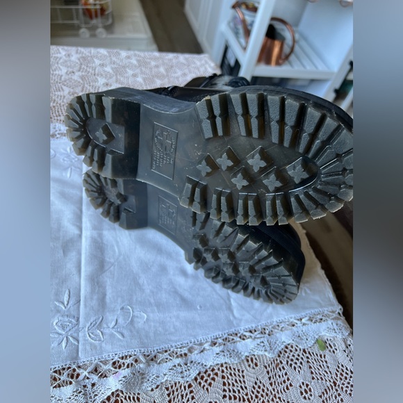 NWOT JADON Platform Doc Martens - Picture 8 of 8